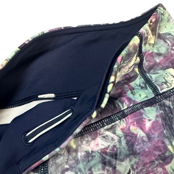 Lululemon Run: Top Speed iridescent Crop Legging size 4 - Picture 8 of 11